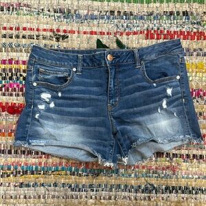 American Eagle Midi Shorts SIZE 16